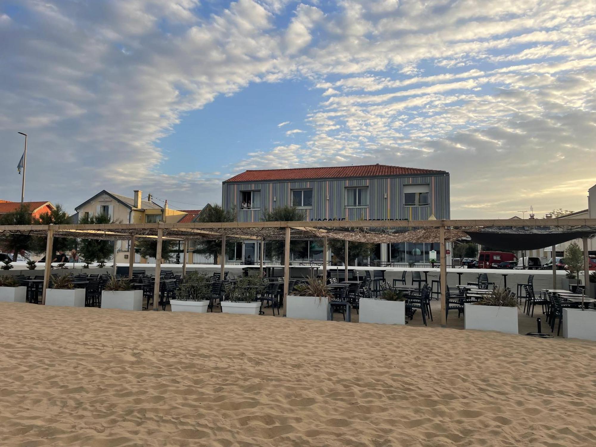 L'Acadie Brasserie Plage Châtelaillon-Plage Exterior foto
